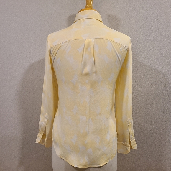 Amina Rubinacci Yuppy Yellow Leaf Print Silk Blouse - Picture 6 of 8